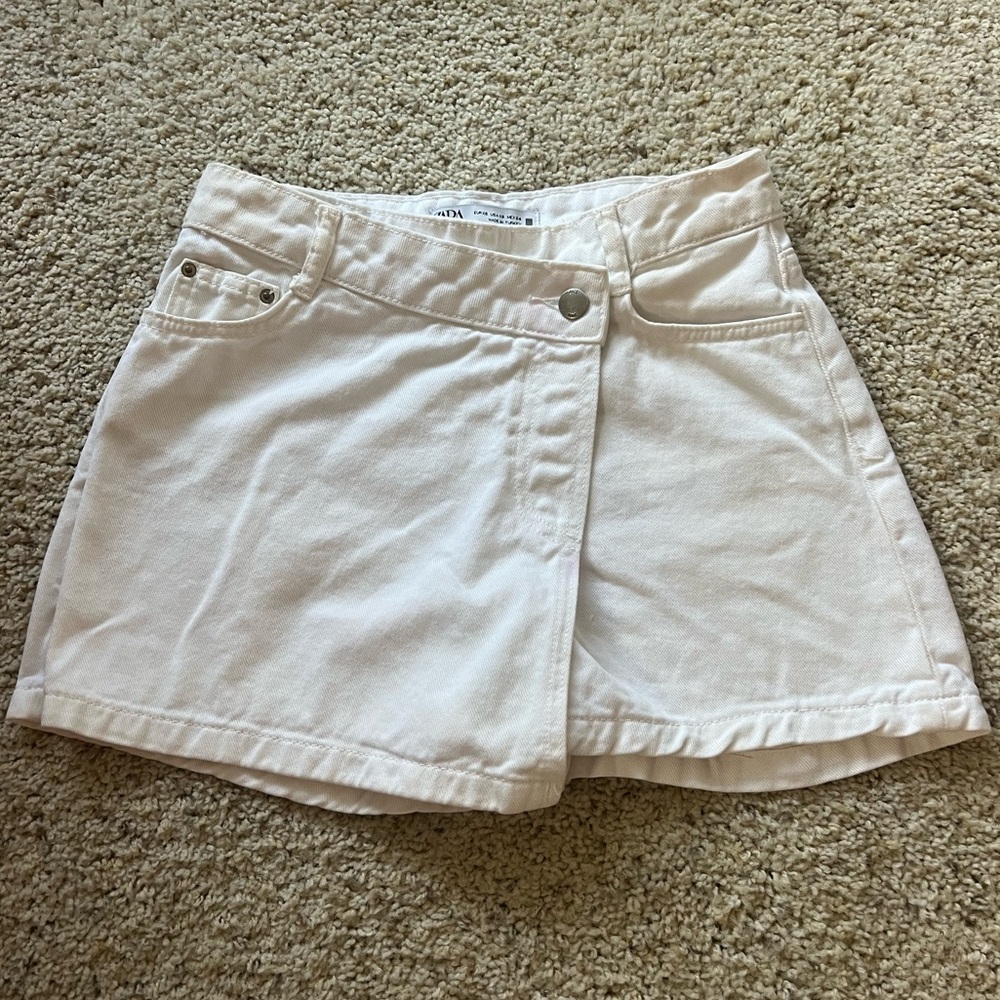 Zara white denim shorts